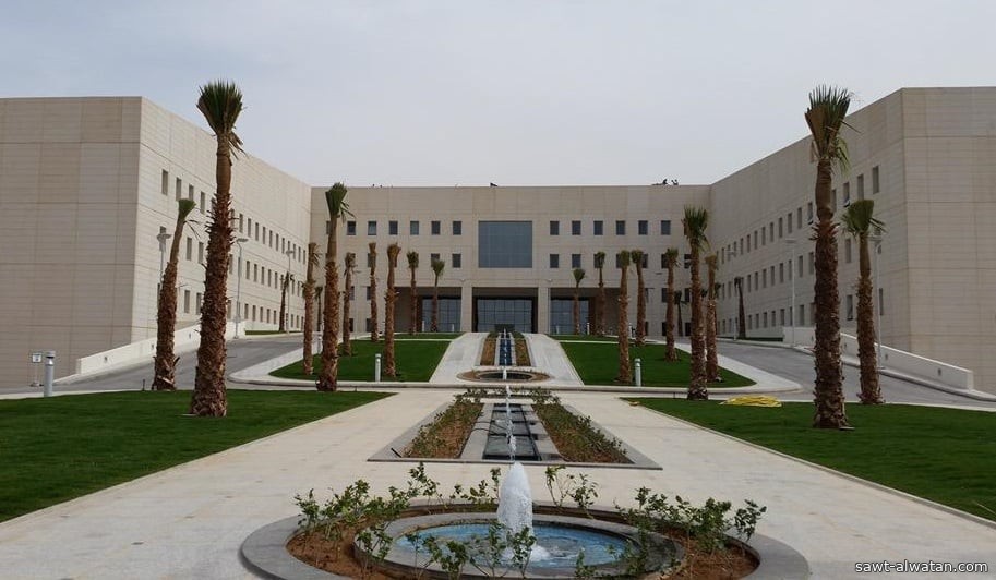 وزارة التعليم تُعلن فتح التقديم على 11 ألف وظيفة تعليمية بنظام التعاقد 1 1224 0