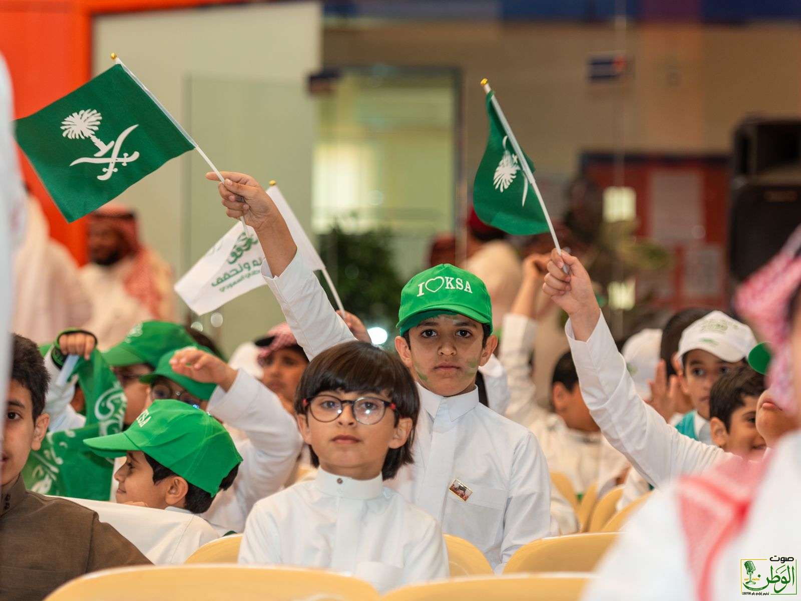 b55d9c57 8243 46a3 8e04 625edae12195