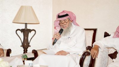 إبراهيم ابو طالب يقدم دراسة عن الشاعر والأديب الراحل عبد الله الحميد 19 IMG 20231015 WA0143