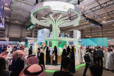 ضمن جناحه في ملتقى الصحة العالمي "التخصصي" يستعرض رحلته في مجال أبحاث الطب الحيوي في الفضاء 7 IMG 20231031 WA0072