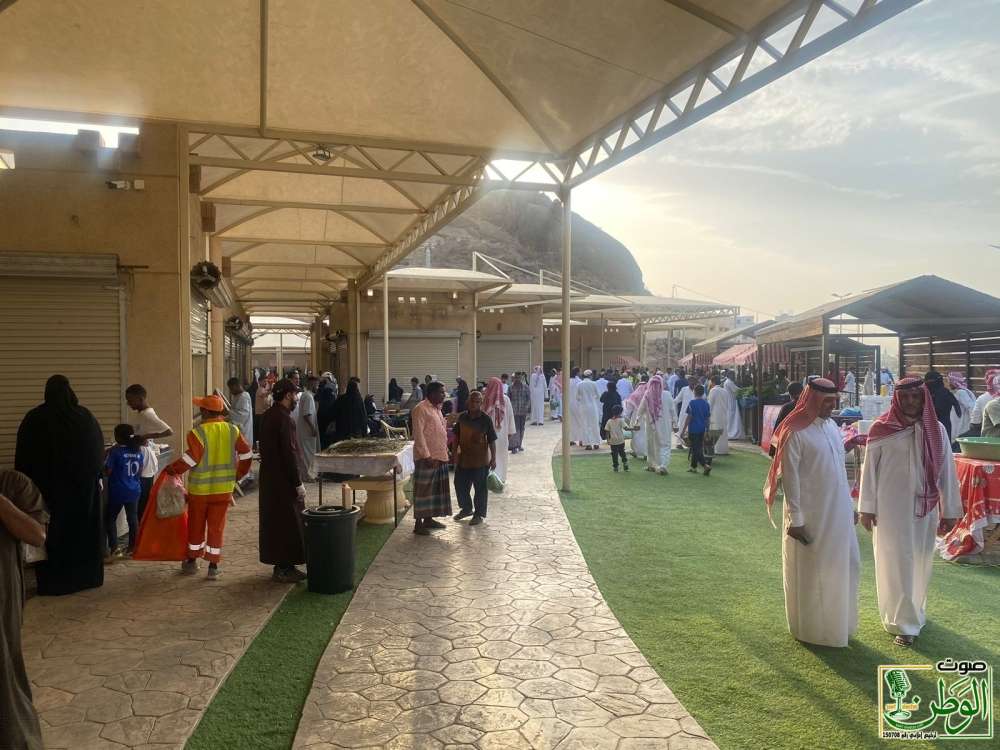 حاضنات للأسر المنتجة ورقابة على البسطات بسوق المجاردة 9 IMG 9200