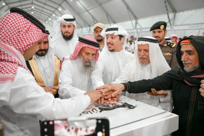 b440c4f9 194d 4b2f 95fe efcd34ea8491