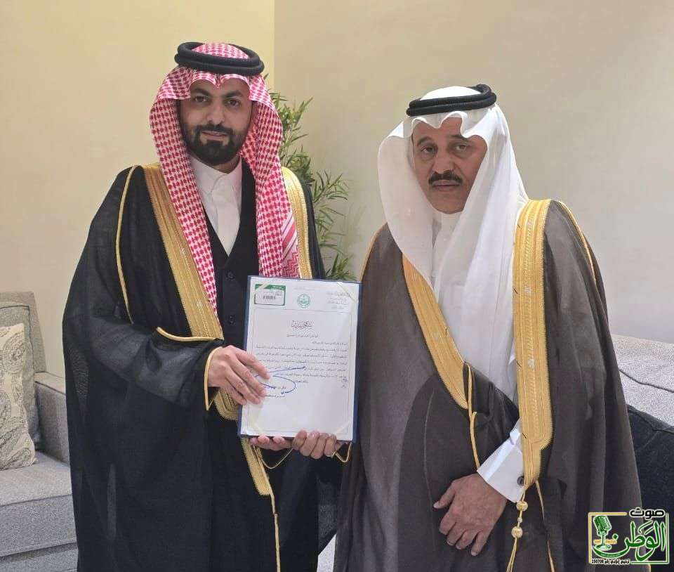 أمير عسير يوجه بتسليم خطابي تقدير للشيخ فهد بن زارع والعميد متقاعد أحمد آل سحيم 5 2ca33c8d ceab 4074 a013 4878c7fa6e1b