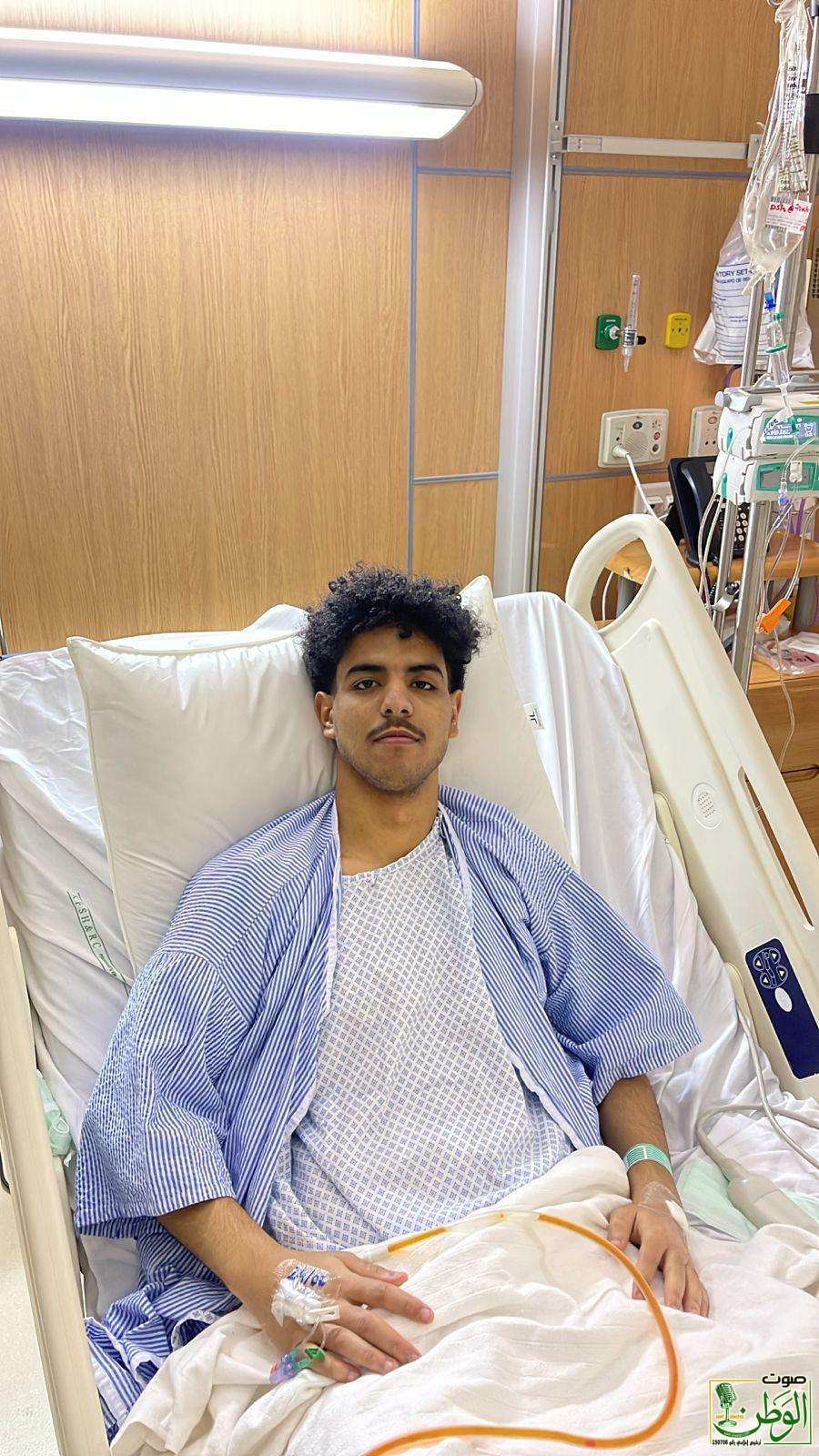 قصة بِرّ : الشاب فيصل الصميدي يتبرع لوالدته بجزء من كبده وينهي معاناتها مع المرض. 1 IMG 20250228 WA0036