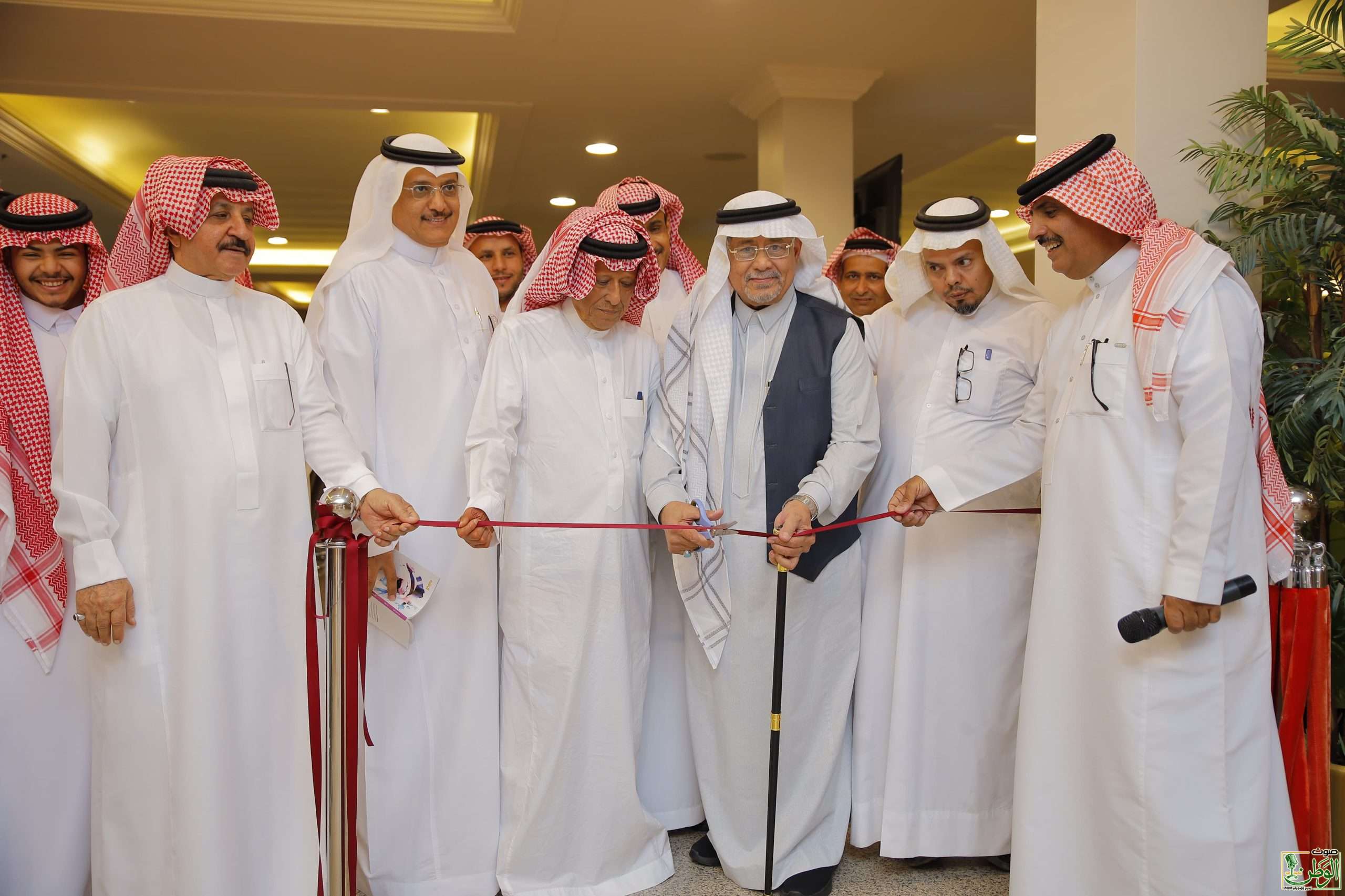 أدبي جدة يقيم حفل معايدة وأمسية شعرية بمناسبة يوم الشعر العالمي 19 IMG 20250409 WA0122 scaled