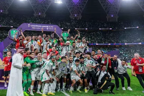 ماذا قالت الصحف العالمية عن تتويج الأهلي ببطولة دوري أبطال آسيا للنخبة؟ 1 بطل