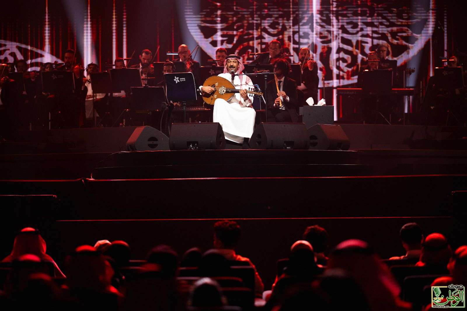 أسماء لمنور وعبادي الجوهر يحييان ليلة طربية في موسم جدة 19 IMG 20250906 WA0023